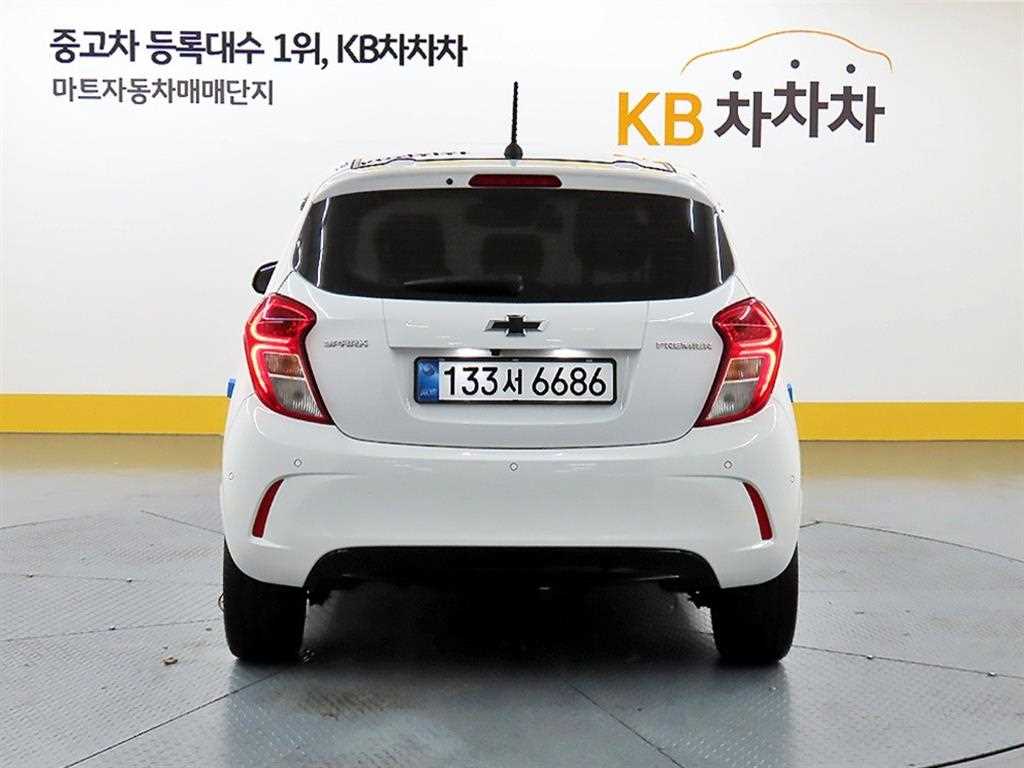 Chevrolet Spark - Vista 3