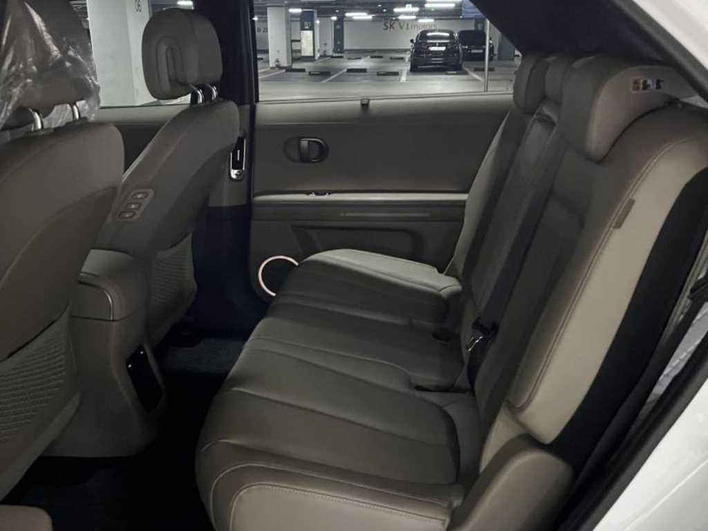 HYUNDAI Ioniq 5 - Vista 8