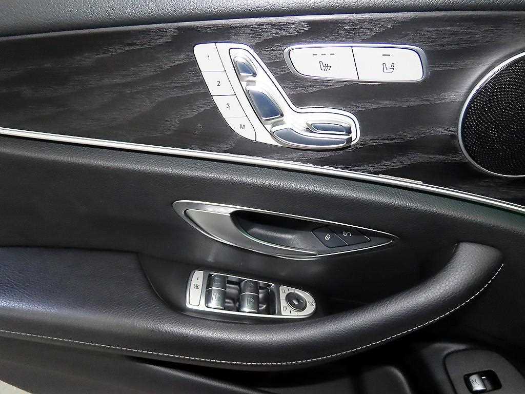 Mercedes Benz E class 2017 Blanco - Importación desde Corea - HF Imports Iquique - Foto 14