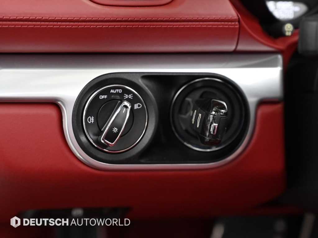 Porsche 718 - Vista 12
