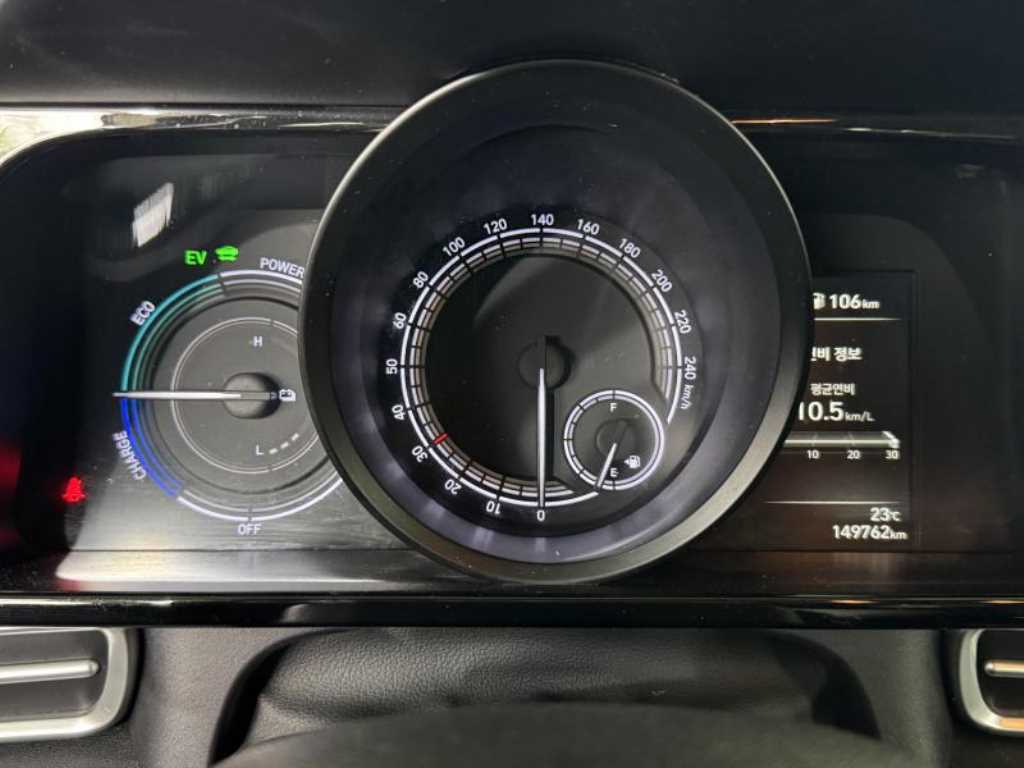 HYUNDAI Avante - Vista 11