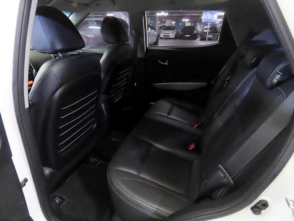 Ssangyong Tivoli - Vista 7