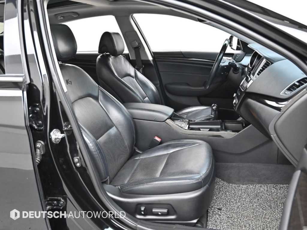 KIA K7 - Vista 10