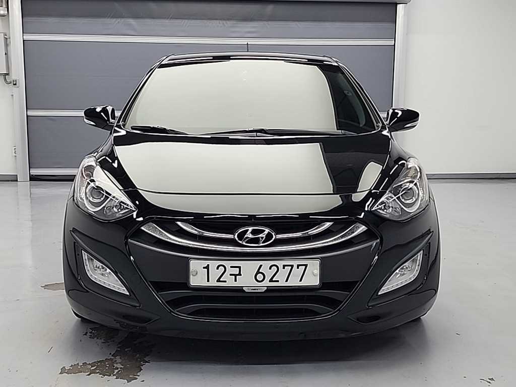 HYUNDAI i30 - Vista 2