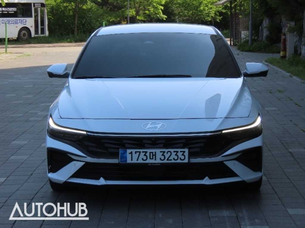 HYUNDAI Avante 2024 Blanco - Importación desde Corea - HF Imports Iquique - Foto 1