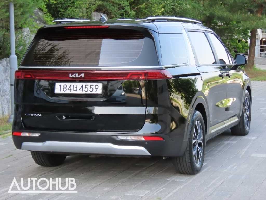KIA Carnival - Vista 3