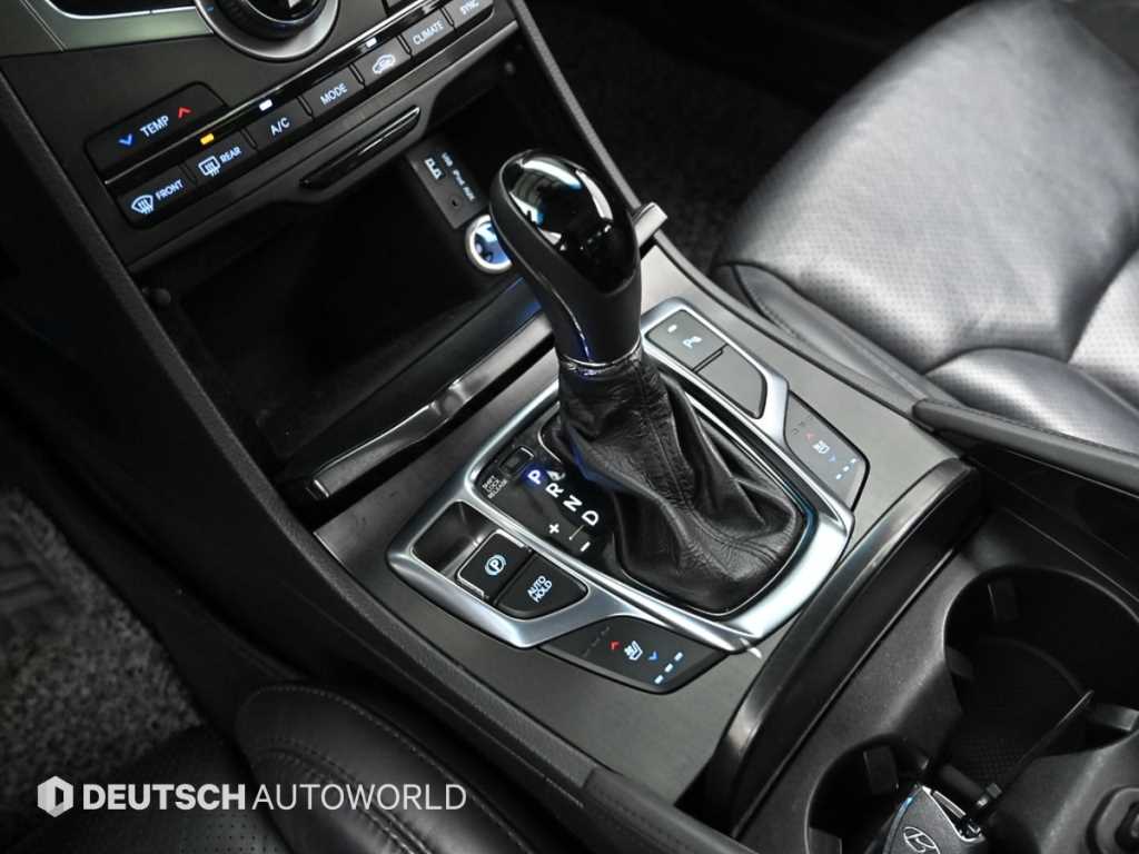 HYUNDAI Grandeur - Vista 9