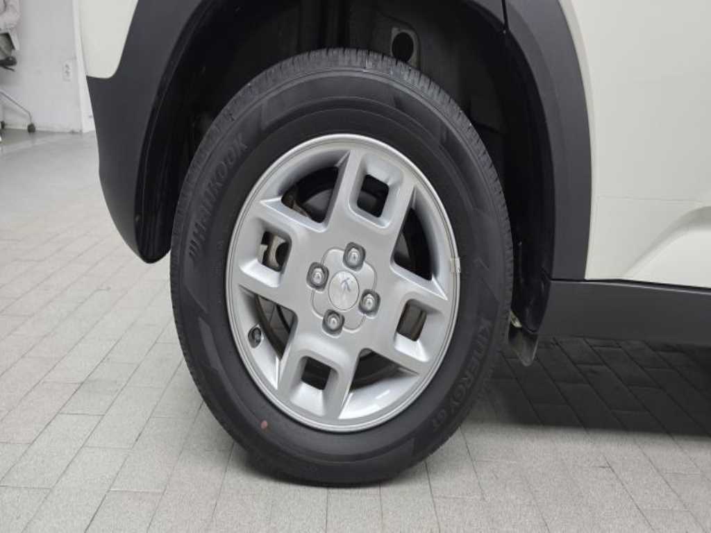 HYUNDAI Casper - Vista 5