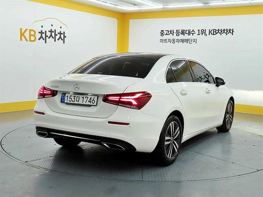 Mercedes Benz A Class - Vista 4