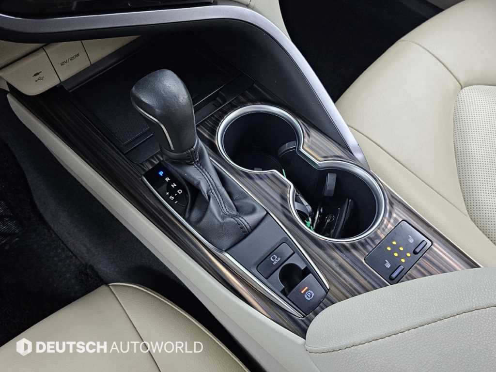 Toyota Camry - Vista 9
