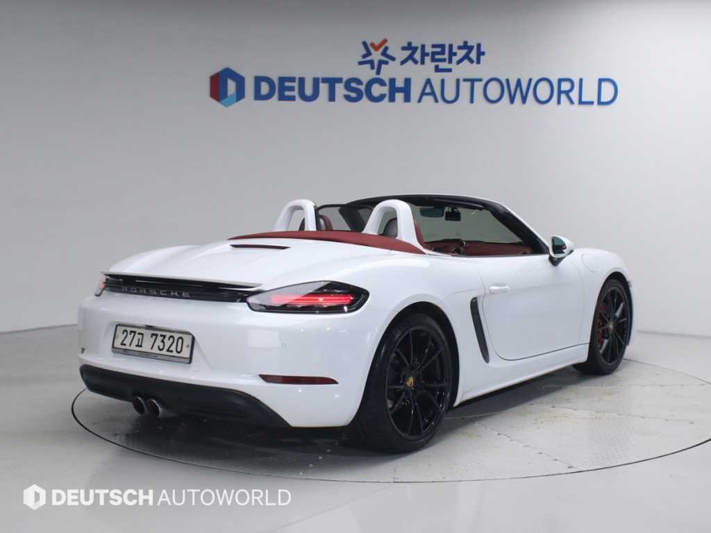 Porsche 718 - Vista 2