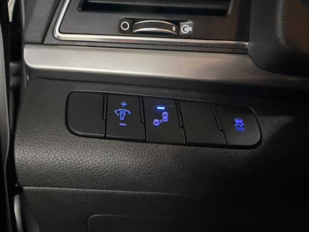 HYUNDAI Avante 2018 - Importación desde Corea - HF Imports Iquique - Foto 16