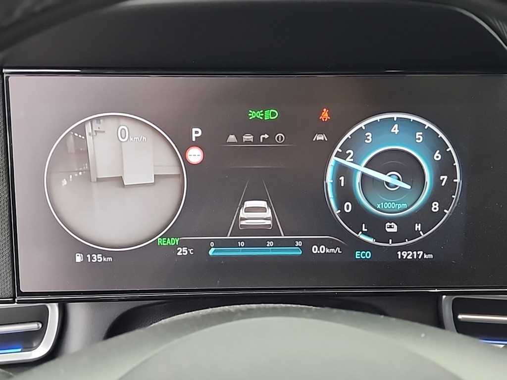 HYUNDAI Avante - Vista 6