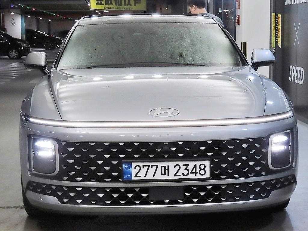 HYUNDAI Grandeur - Vista 3