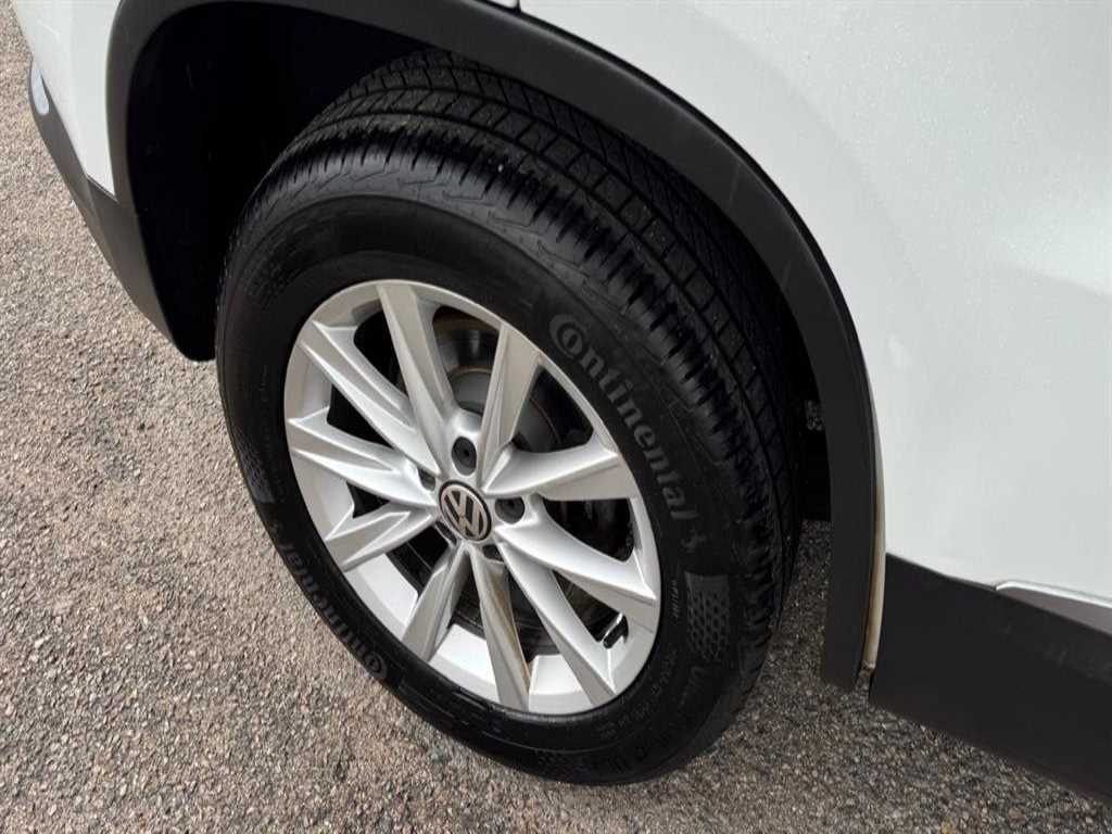 Volkswagen Tiguan - Vista 5