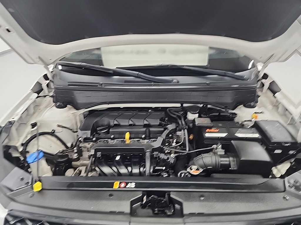 HYUNDAI Venue - Vista 5