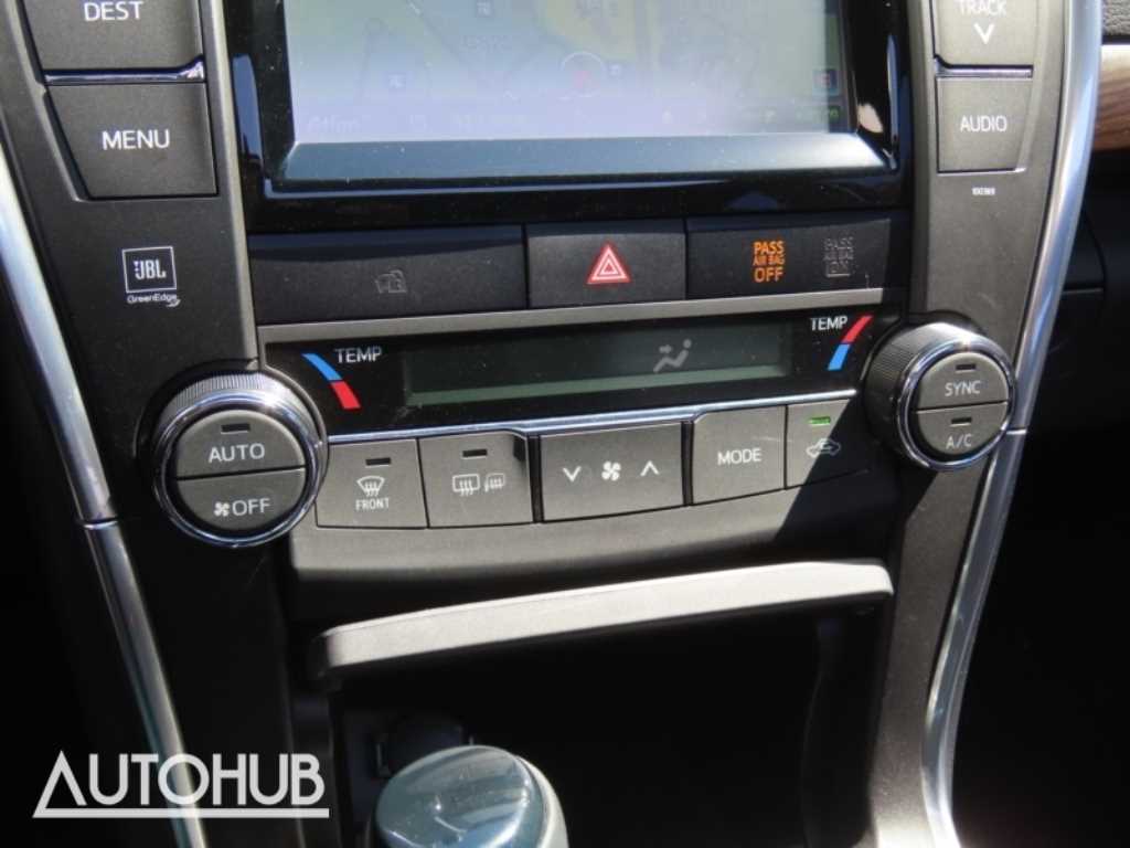 Toyota Camry - Vista 8