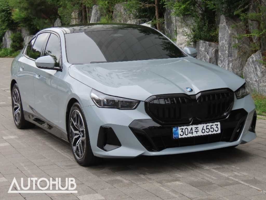 BMW 5 Series - Vista 2