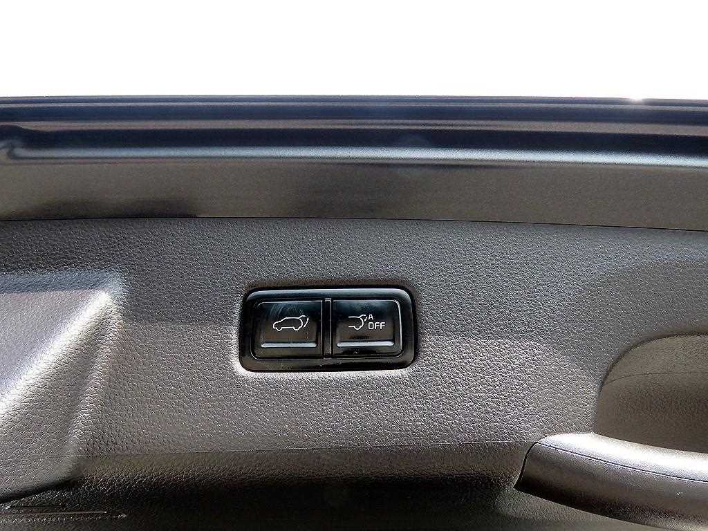 KIA Carnival - Vista 6