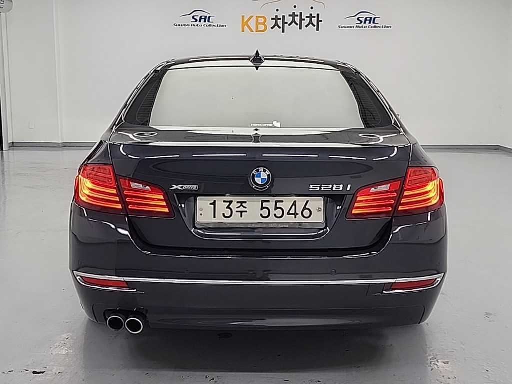 BMW 5 Series - Vista 3