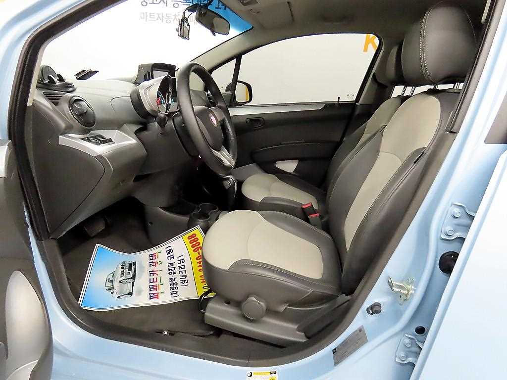 Chevrolet Spark - Vista 5