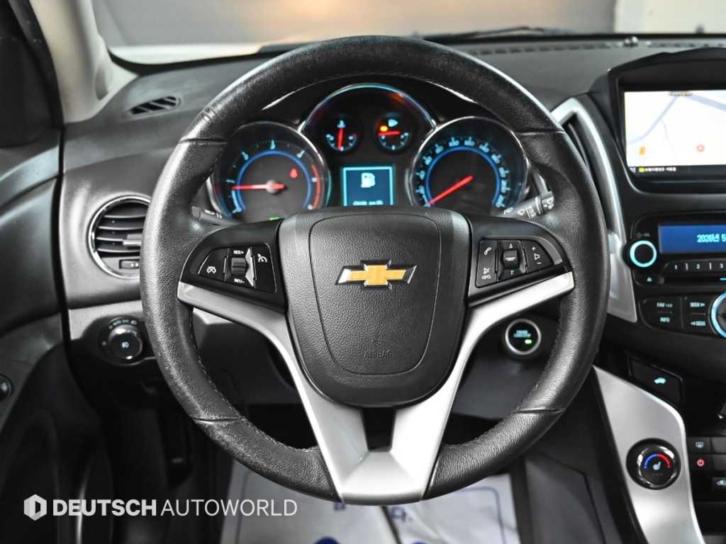 Chevrolet Cruise 2016 Negro - Importación desde Corea - HF Imports Iquique - Foto 13
