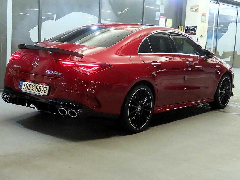 Mercedes Benz CLA Class - Vista 4