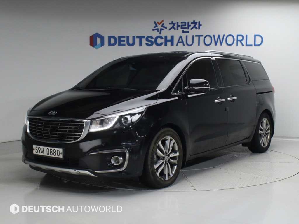 KIA Carnival 2017 Negro - Importación desde Corea - HF Imports Iquique - Foto 1