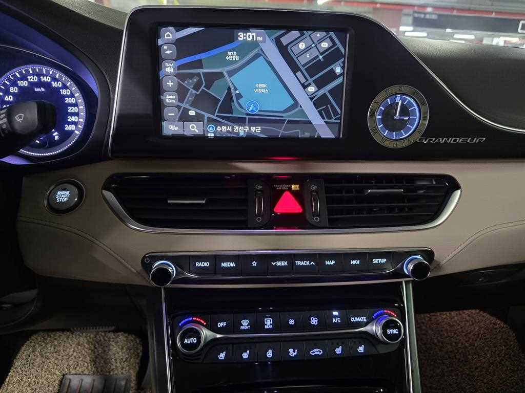 HYUNDAI Grandeur 2017 Negro - Importación desde Corea - HF Imports Iquique - Foto 15