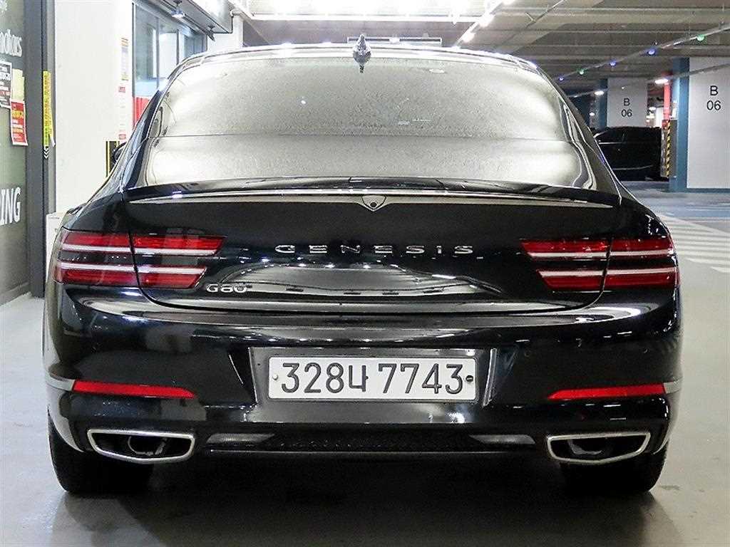 Genesis G80 - Vista 5