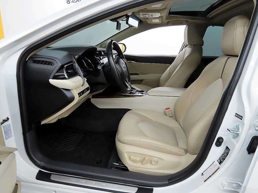 Toyota Camry - Vista 5