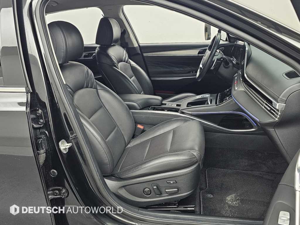 HYUNDAI Grandeur - Vista 10