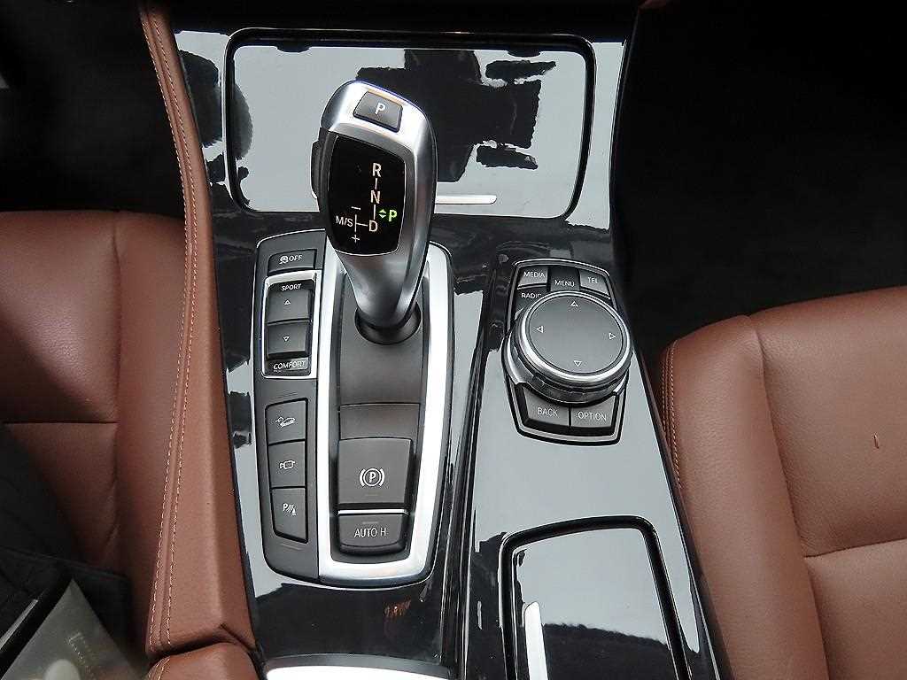BMW 5 Series - Vista 11