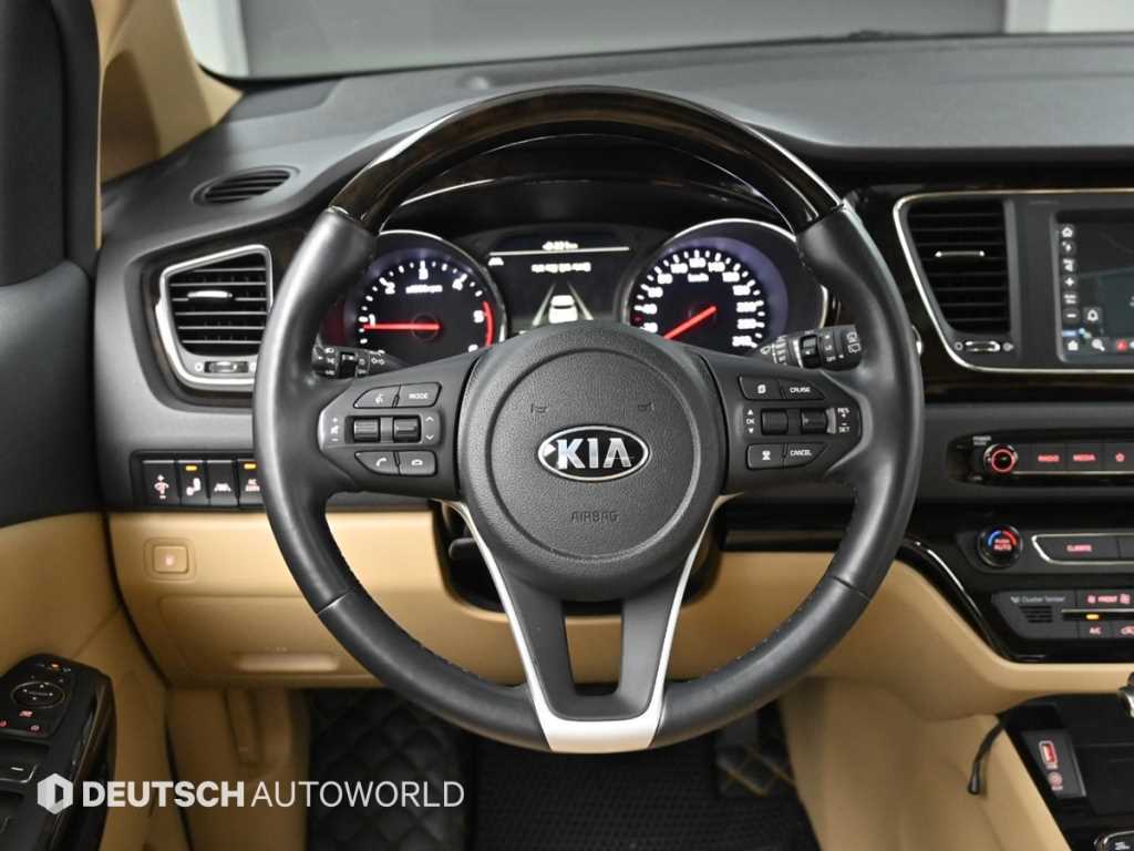 KIA Carnival 2019 Negro - Importación desde Corea - HF Imports Iquique - Foto 13