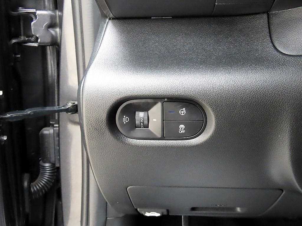 HYUNDAI Casper - Vista 12