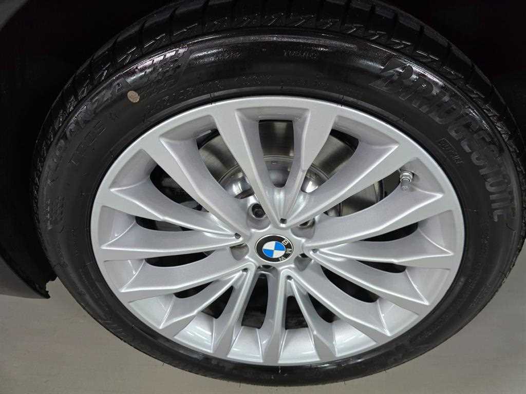 BMW 5 Series 2023 Negro - Importación desde Corea - HF Imports Iquique - Foto 14