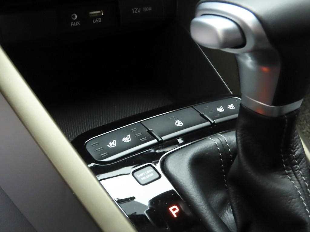 KIA Stonic - Vista 12