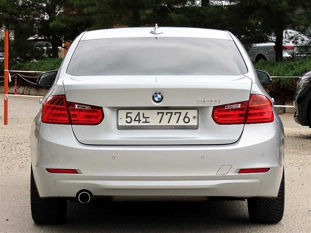 BMW 3 series - Vista 4