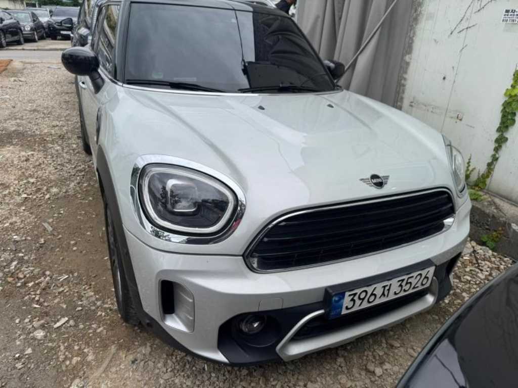Mini Countryman 2023 Plateado - Importación desde Corea - HF Imports Iquique - Foto 1