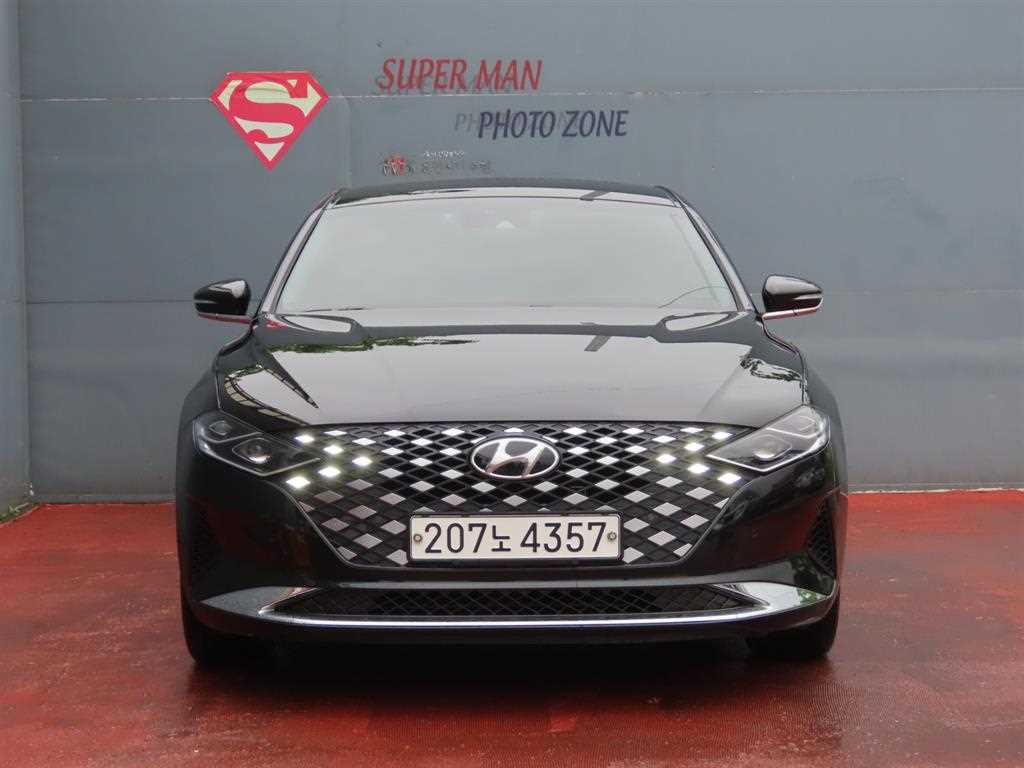 HYUNDAI Grandeur - Vista 2