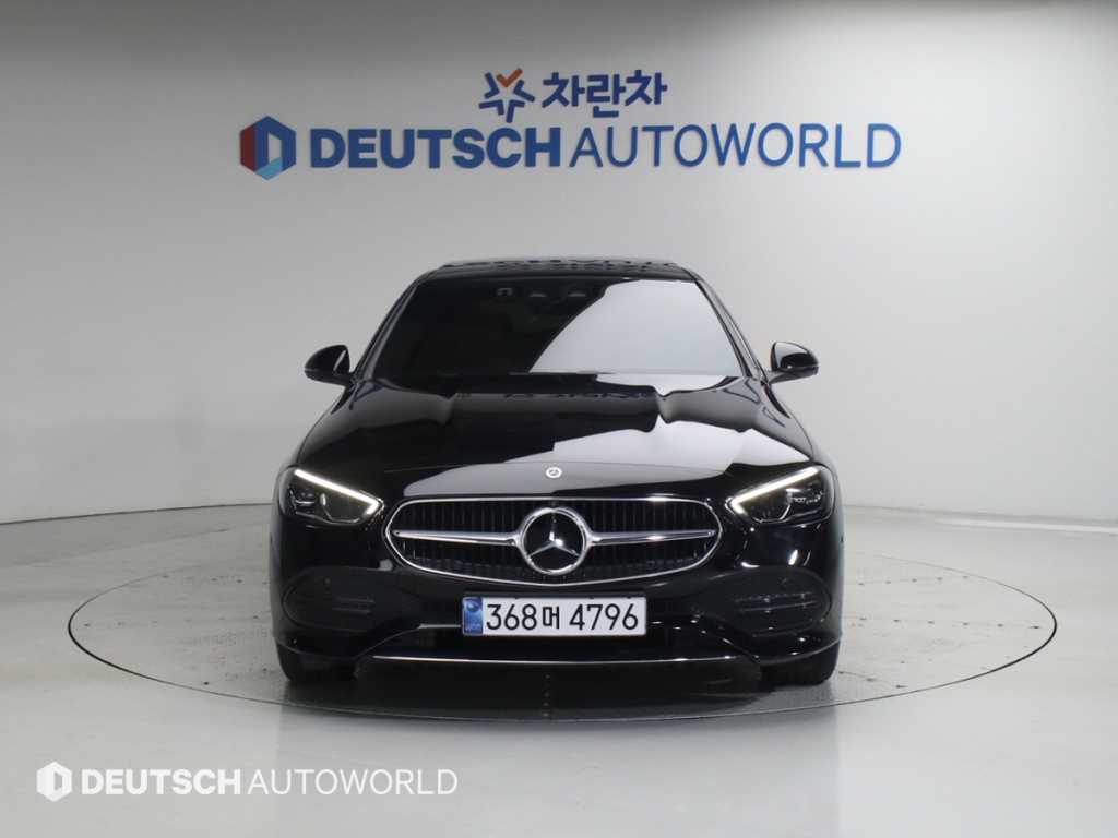Mercedes Benz C Class - Vista 3