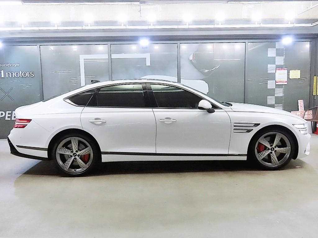Genesis G80 - Vista 4
