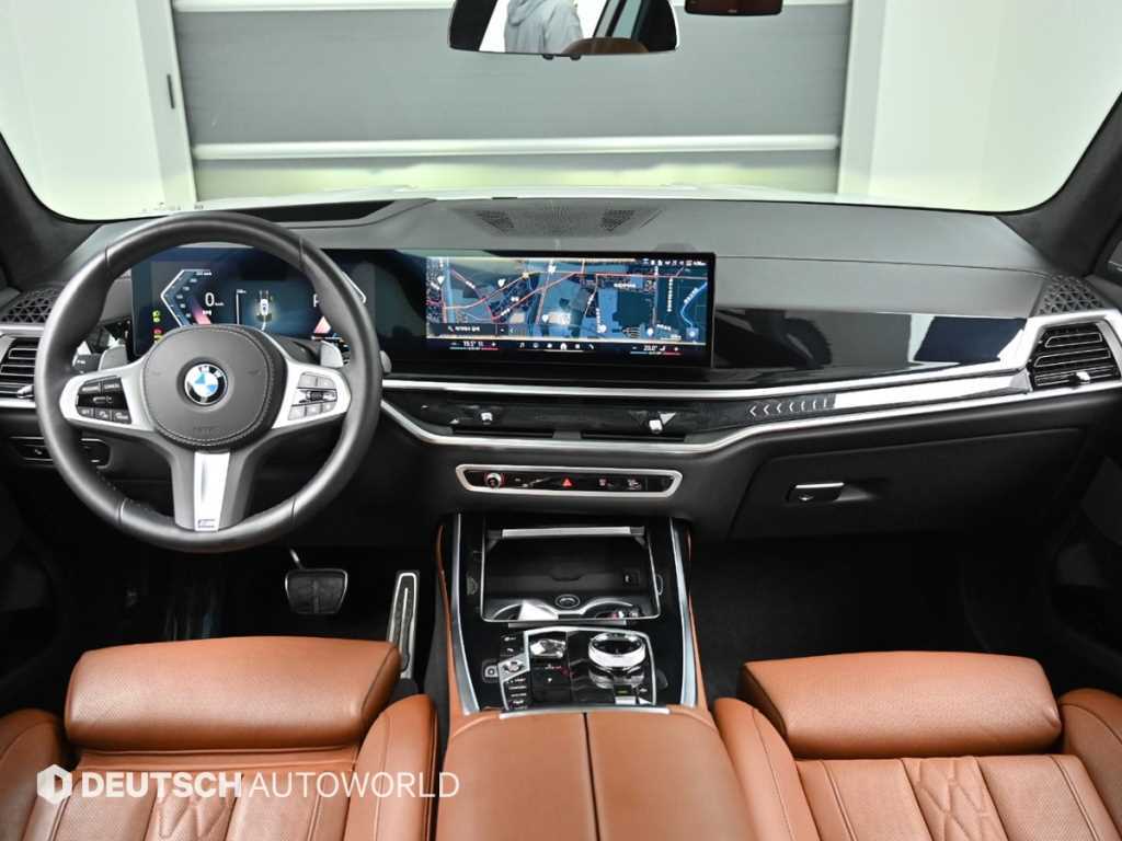 BMW X7 - Vista 8