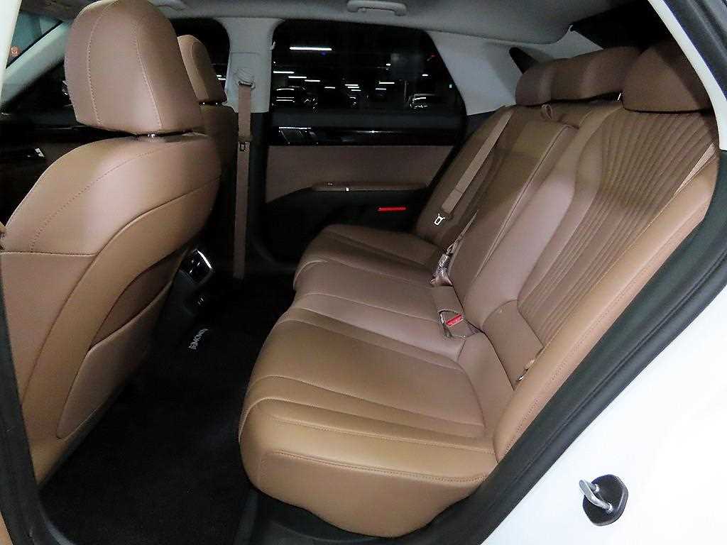 HYUNDAI Grandeur - Vista 7