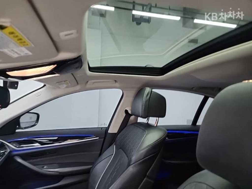BMW 5 Series 2020 Blanco - Importación desde Corea - HF Imports Iquique - Foto 14