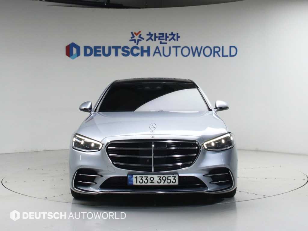 Mercedes Benz S Class - Vista 3