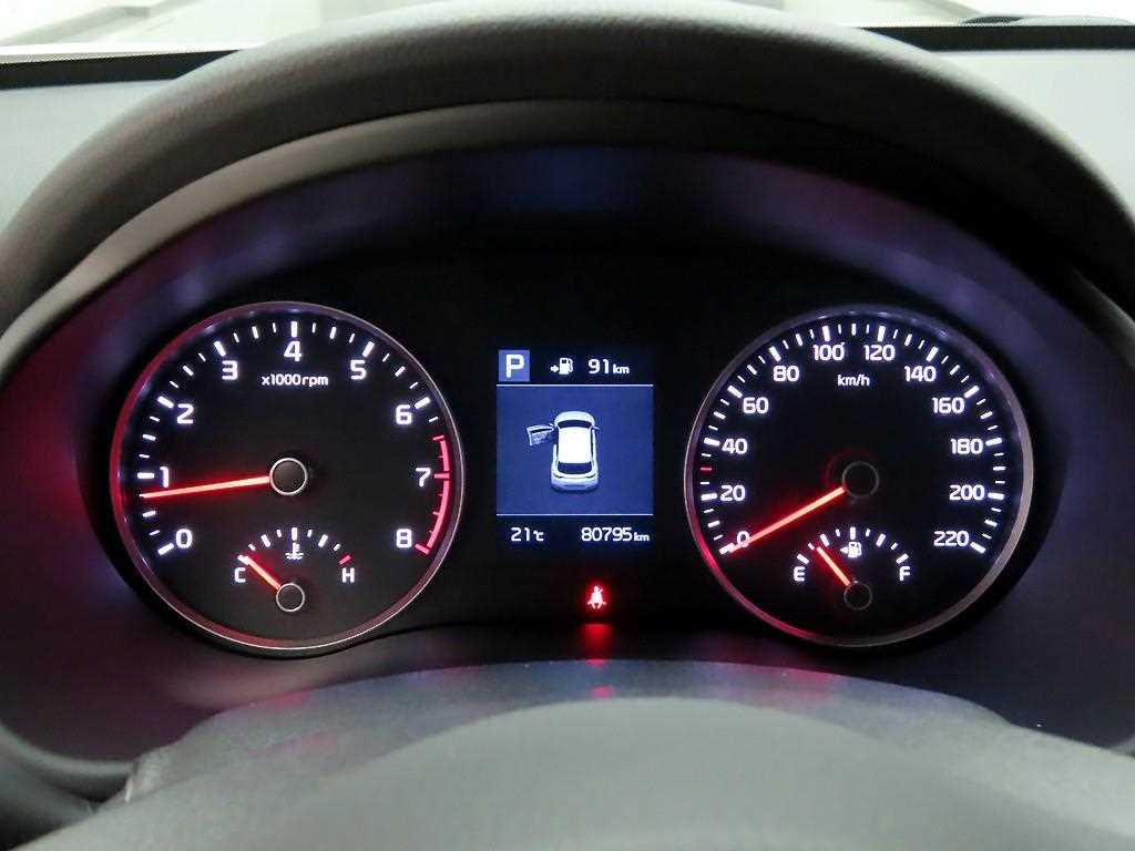 KIA Stonic - Vista 6