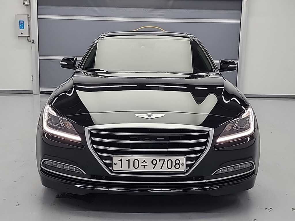 HYUNDAI Genesis - Vista 2