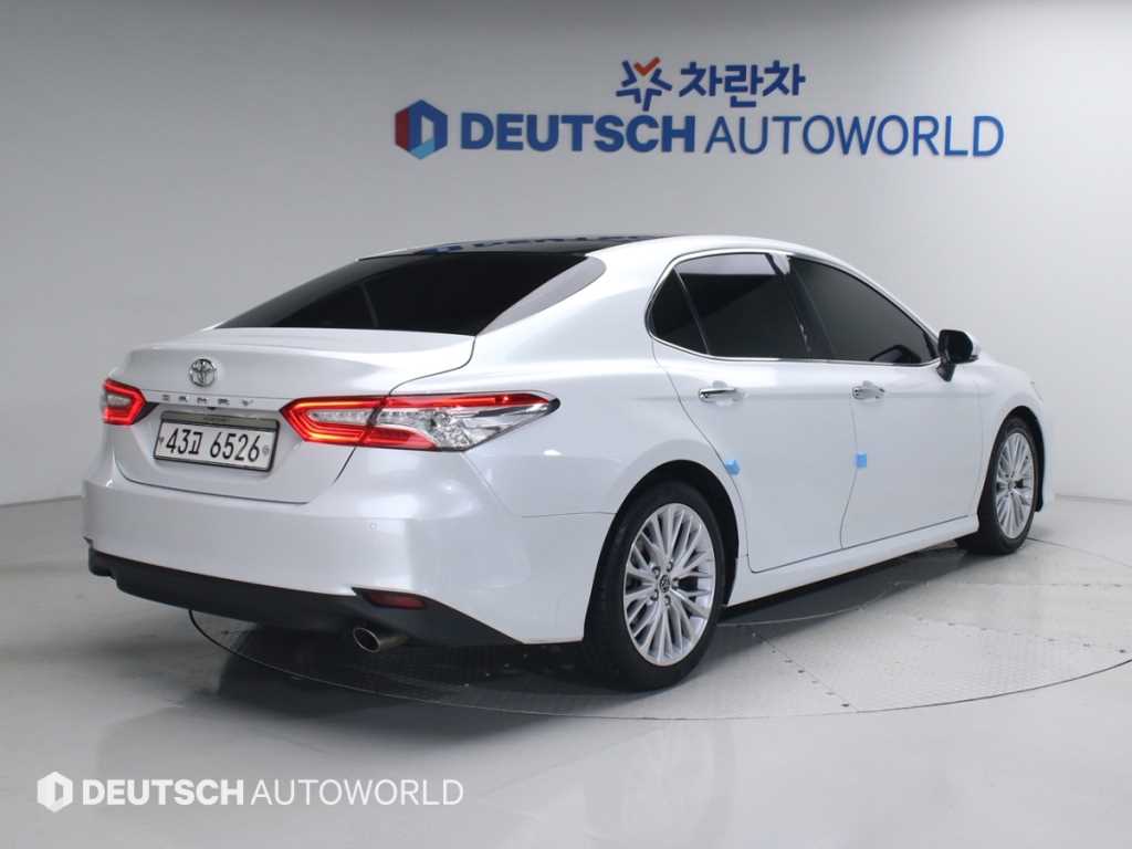 Toyota Camry - Vista 2