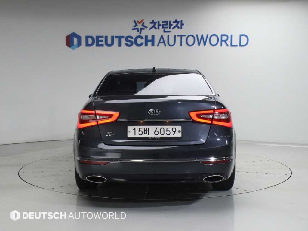 KIA K7 - Vista 4
